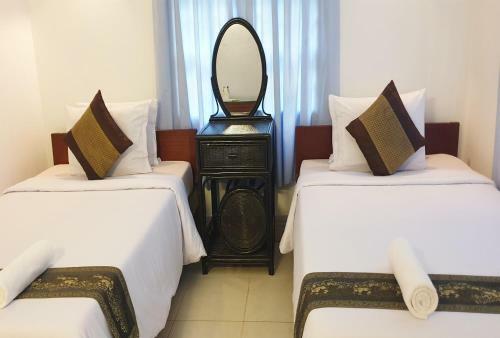 Hostal Smiley's Guesthouse