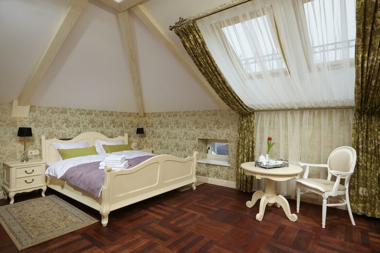 Vintage Boutique Hotel