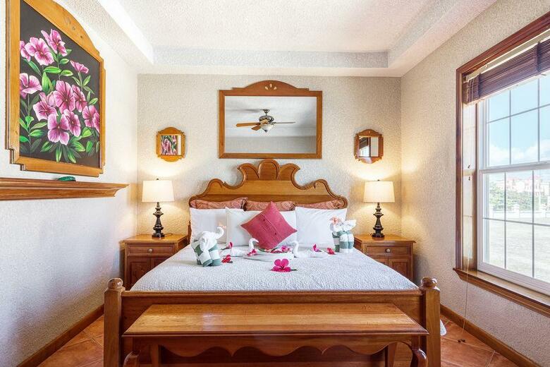 Hotel Grand Colony Island Villas