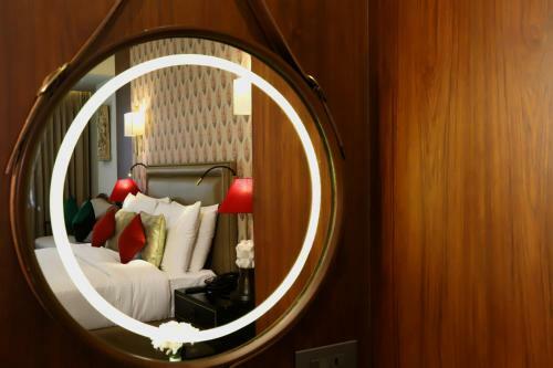 Hotel The Ambassador