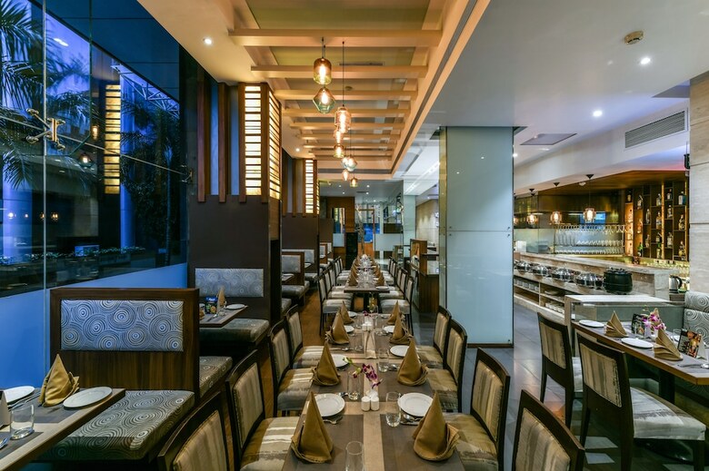 Hotel The Regale By Tunga