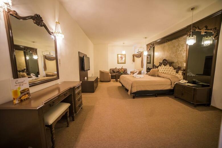 Hotel Marlon Juarez