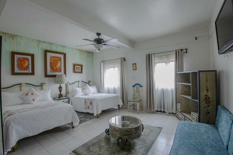 Hotel Santa Ana