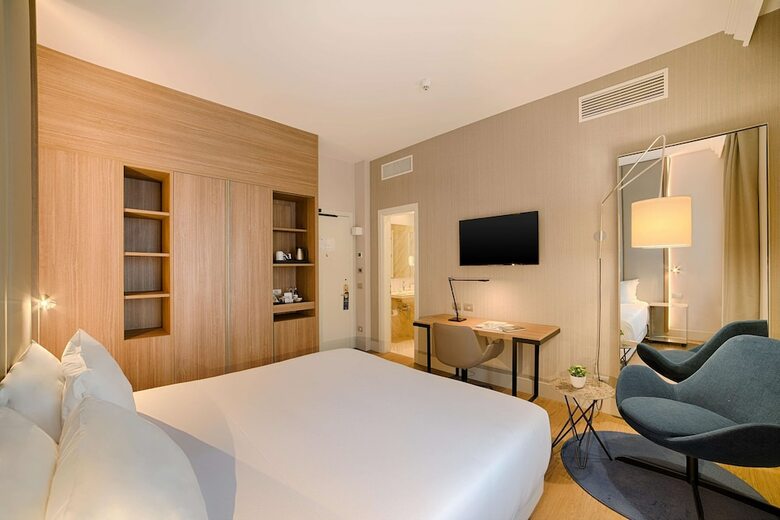 Hotel NH Bologna de La Gare