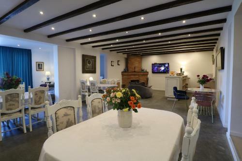 Vera House Hotel