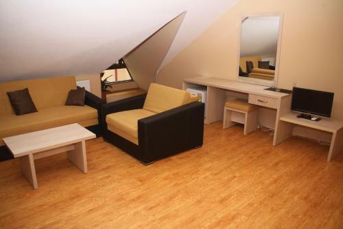 Nitsa Hotel