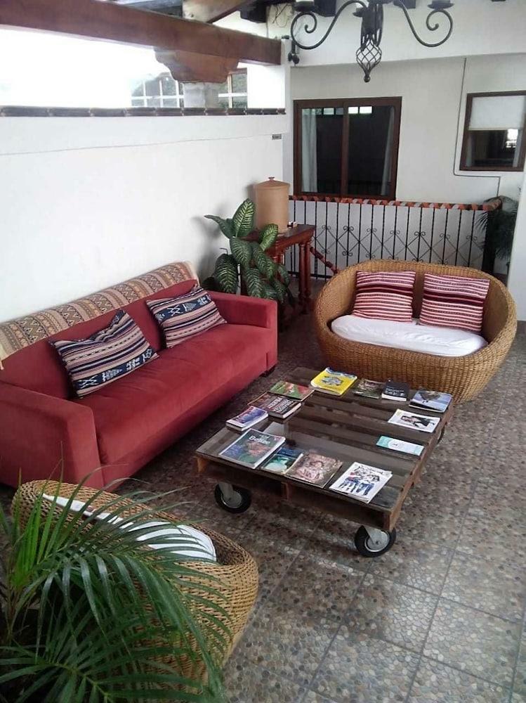 Casa Del Arco