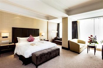 White Horse Lake Jianguo Hotel