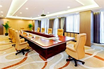 White Horse Lake Jianguo Hotel