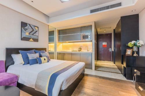 Binjiang Seven Service Apartment