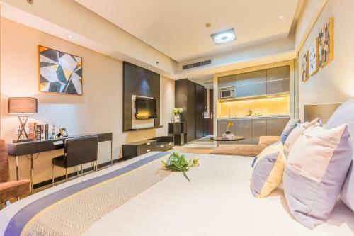 Binjiang Seven Service Apartment