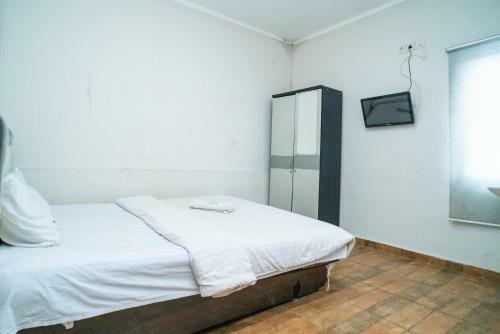 Hotel 77 Guest House Serpong Redpartner