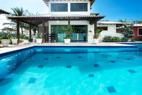 Casa Em Cond Fechado Com Wifi, Piscina E Churrasq