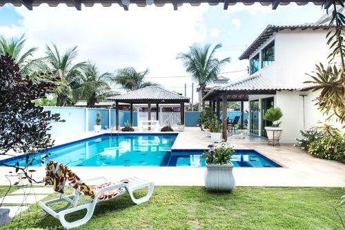 Casa Em Cond Fechado Com Wifi, Piscina E Churrasq