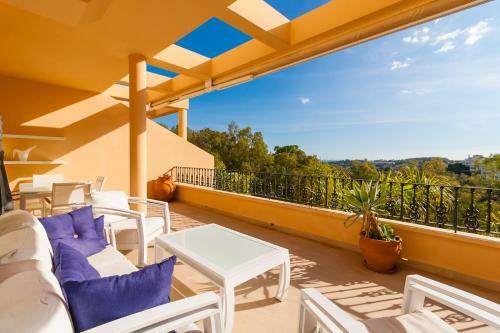 Vista Real Apartment By Ghr Rentals