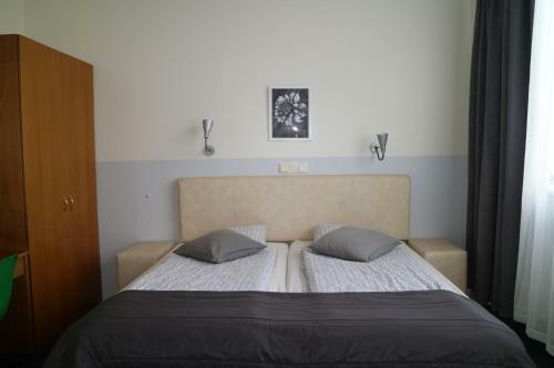 Arctic Comfort Hotel