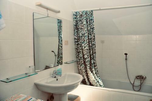 Apartamento Leopardi 01 - Trilocale Vista Mare