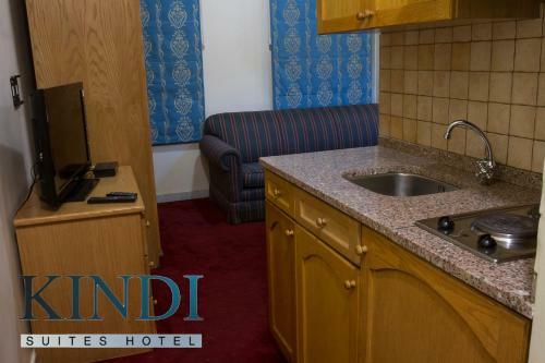 Kindi Hotel And Suites