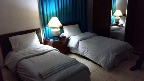 Down Town Yahala Hotel