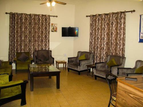 Albergue Cliff Hotel