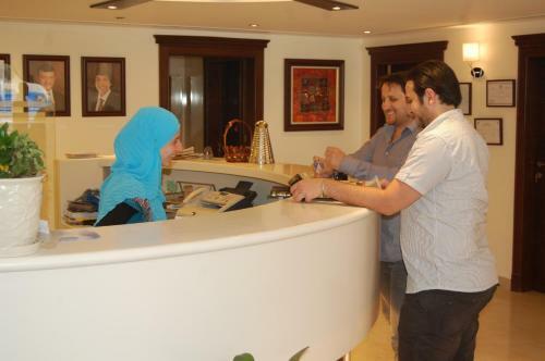 Daraghmeh Hotel Apartments - Wadi Saqra