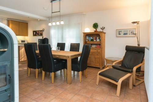 Ferienpark Freesenbruch Doppelhaush�lfte 9 - Waldblick