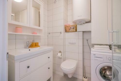 Center Apartment N&n