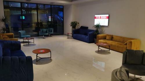 Seaview Apartment On 23-th Floor Orbi City