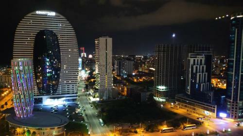Seaview Apartment On 23-th Floor Orbi City