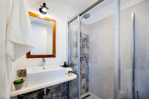 Hostal Riva Residence
