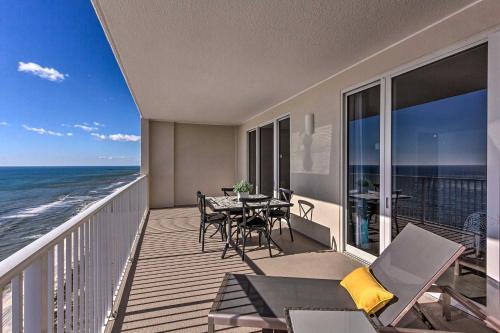 Apartamento Beachfront Condo With Stunning Ocean Views And Pool!