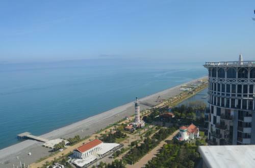 Sea To Sky Beachfront Apartment In Batumi