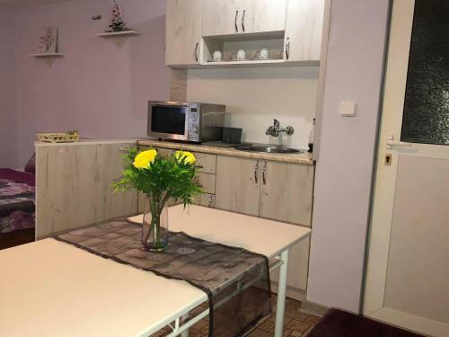 Comfy Studio Apartment By The Flower Market