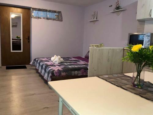 Comfy Studio Apartment By The Flower Market