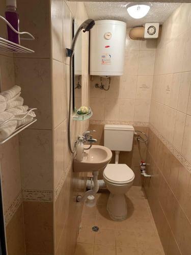 Comfy Studio Apartment By The Flower Market