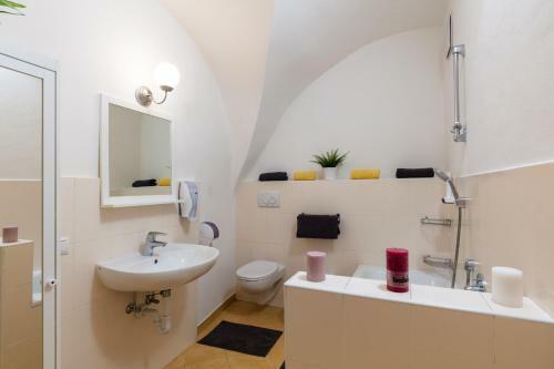 Albergo Diffuso Ela Living - Apartment City