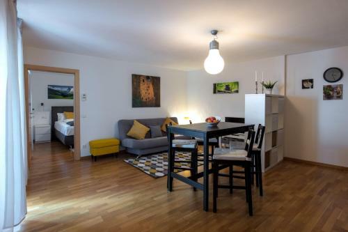 Albergo Diffuso Ela Living - Apartment City