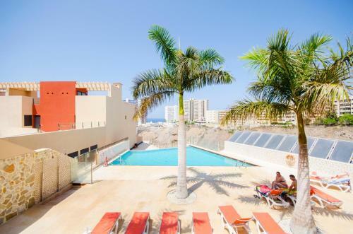 Modern Duplex With Heated Pool & 360� Sea Views