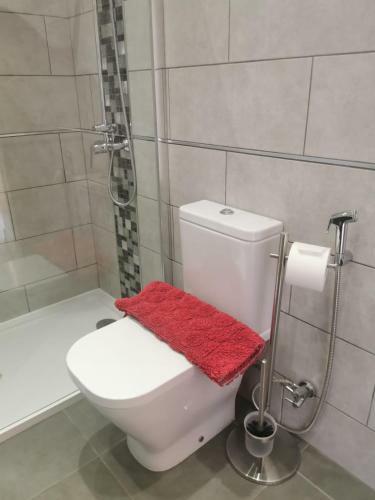 Beautiful Apartment In Residence Mare Verde