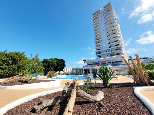 Apartamento Spacious Studio With Sea View In Paraiso Del Sur