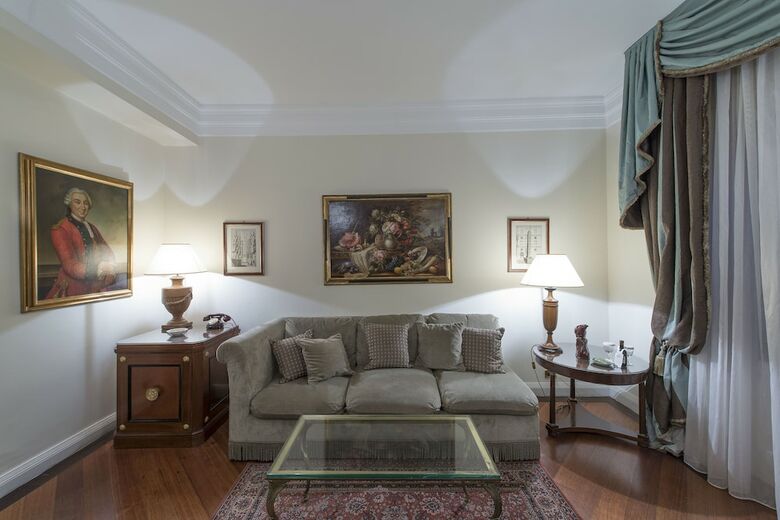 Hotel Mediterraneo