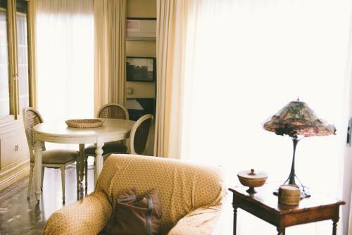 Bright Apartment In The City Center