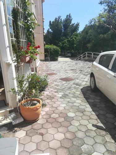 Apartments With A Parking Space Makarska - 18063
