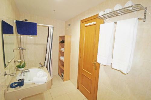 Apartamento S�per C�ntrico, Luminoso, Amplio, Terrazas Y Patio