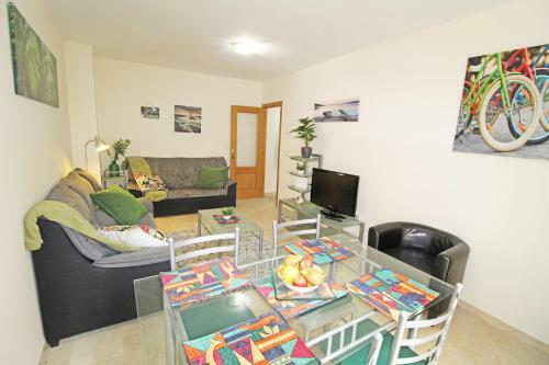 Apartamento S�per C�ntrico, Luminoso, Amplio, Terrazas Y Patio