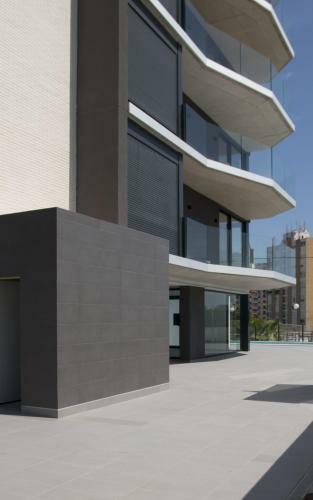 Modern Sea Front Reef Apartment