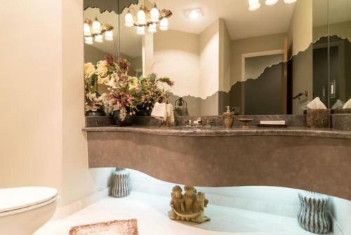 Nature Living Luxury Private Home Pristine Lake