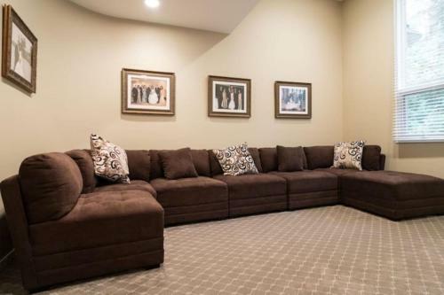 Nature Living Luxury Private Home Pristine Lake