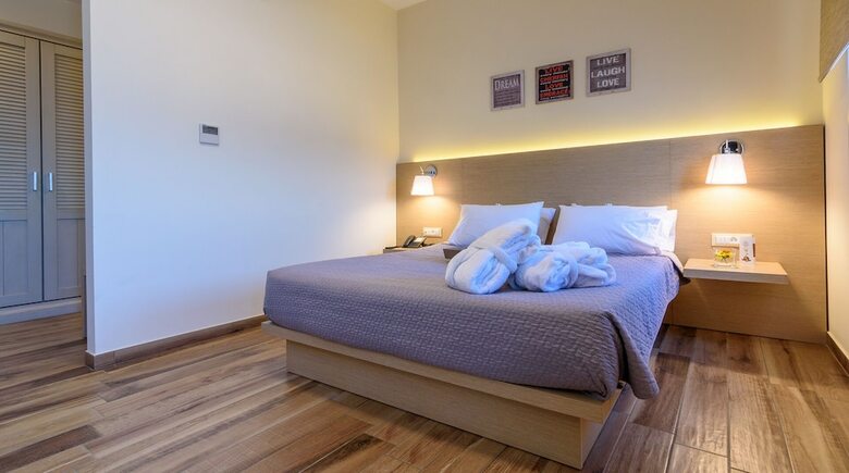 Hotel Grecian Castle