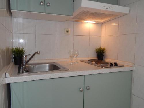 Hostal Rooms And Apartments Porat